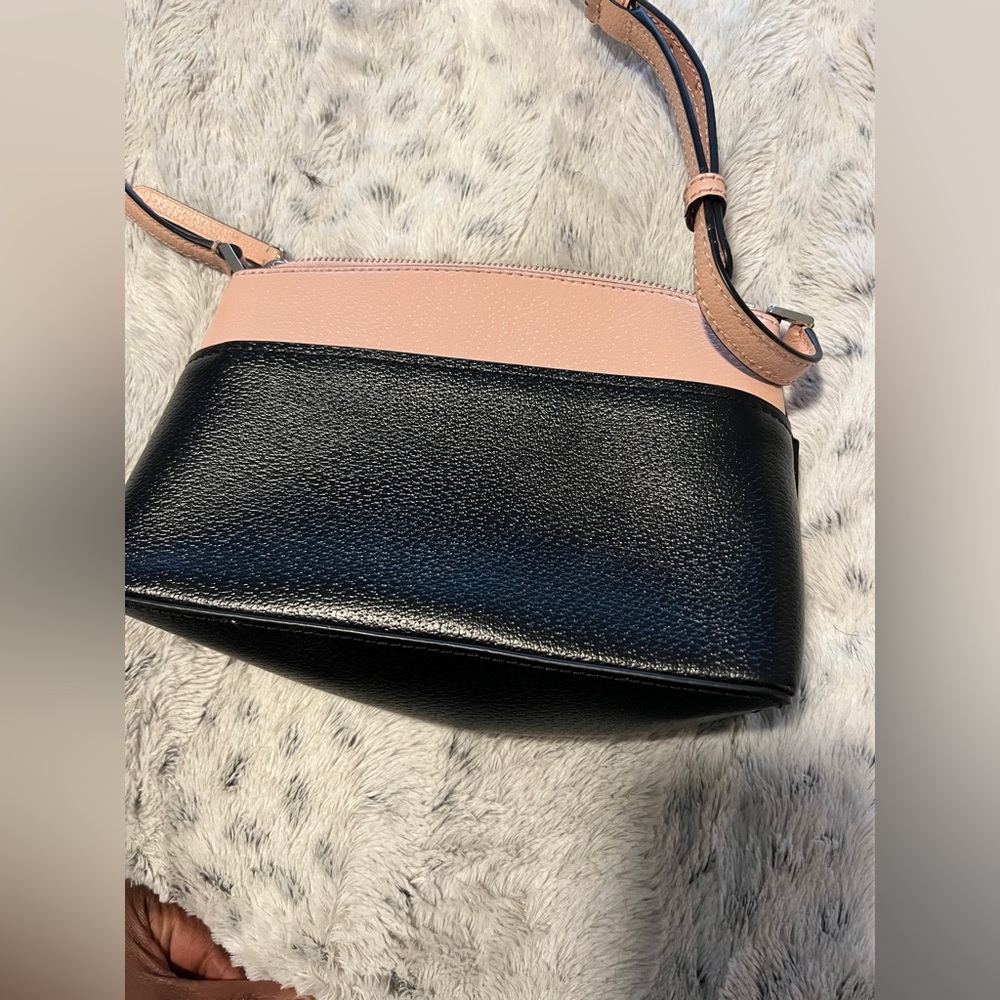Kate Spade Crossbody - Picture 6 of 9